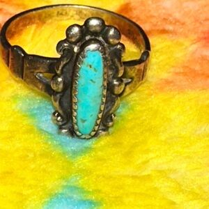 Vintage Turquoise and Silver Ring